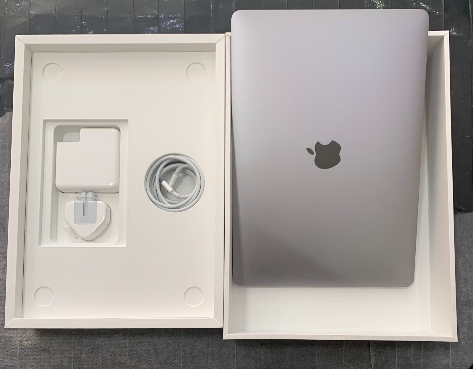 Apple MacBook Pro 133 Inch Apple M2 Chip 8GB RAM 256GB SSD Grey MNEH3BA 175615452776 5